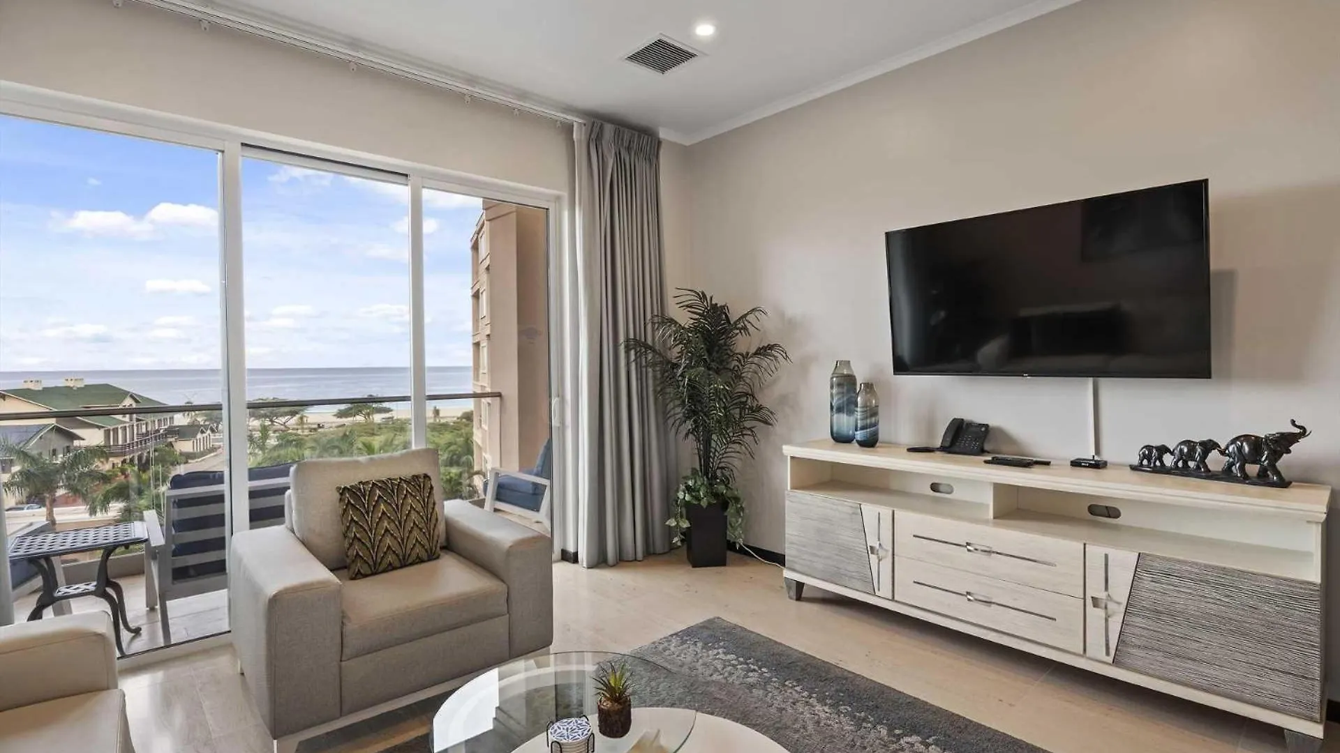Beach View - Beach Royale 2Br Condo - Lv406 Palm Beach Prázdninový dům